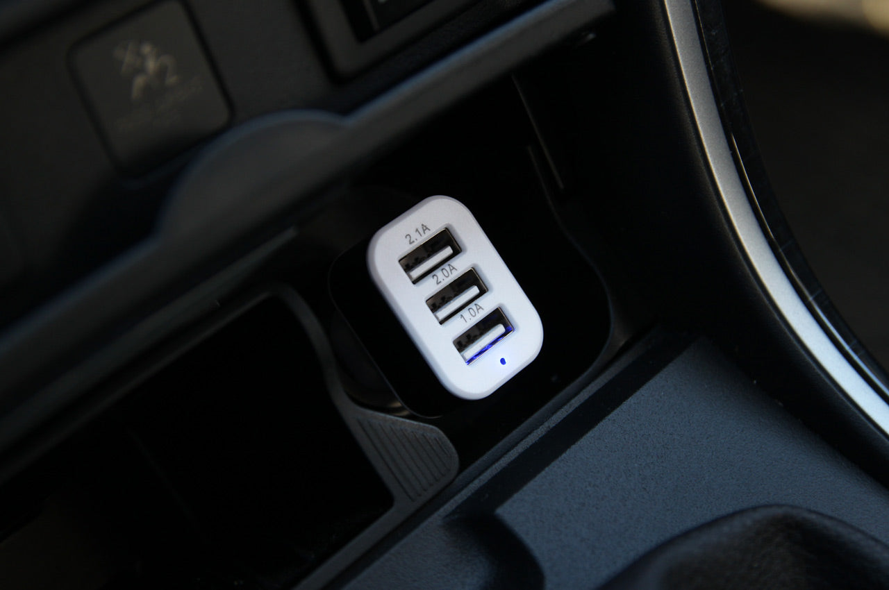 USB-biloplader PCH-03 med tre udgange