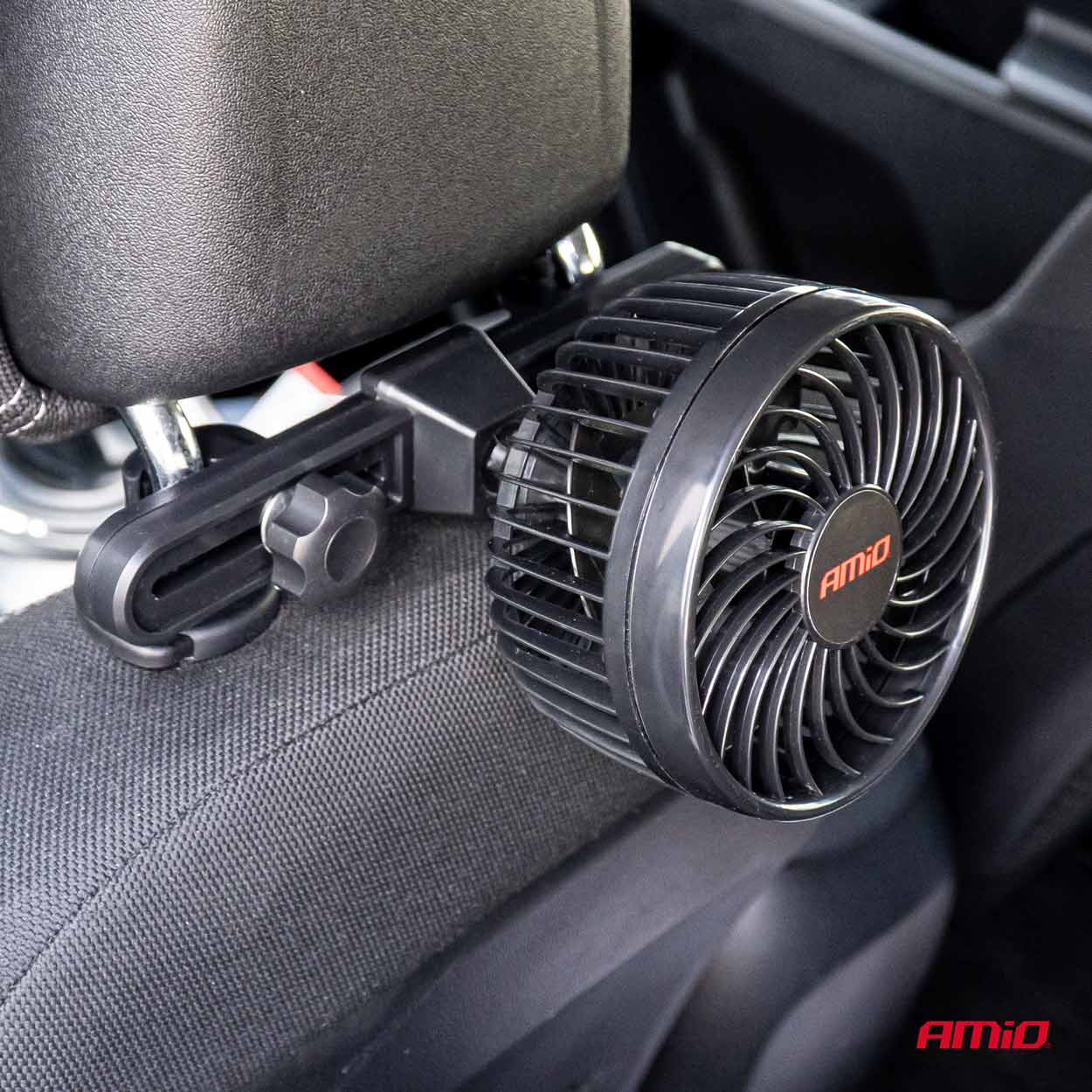 Sort bilventilator 12V med beslag til nakkestøtte