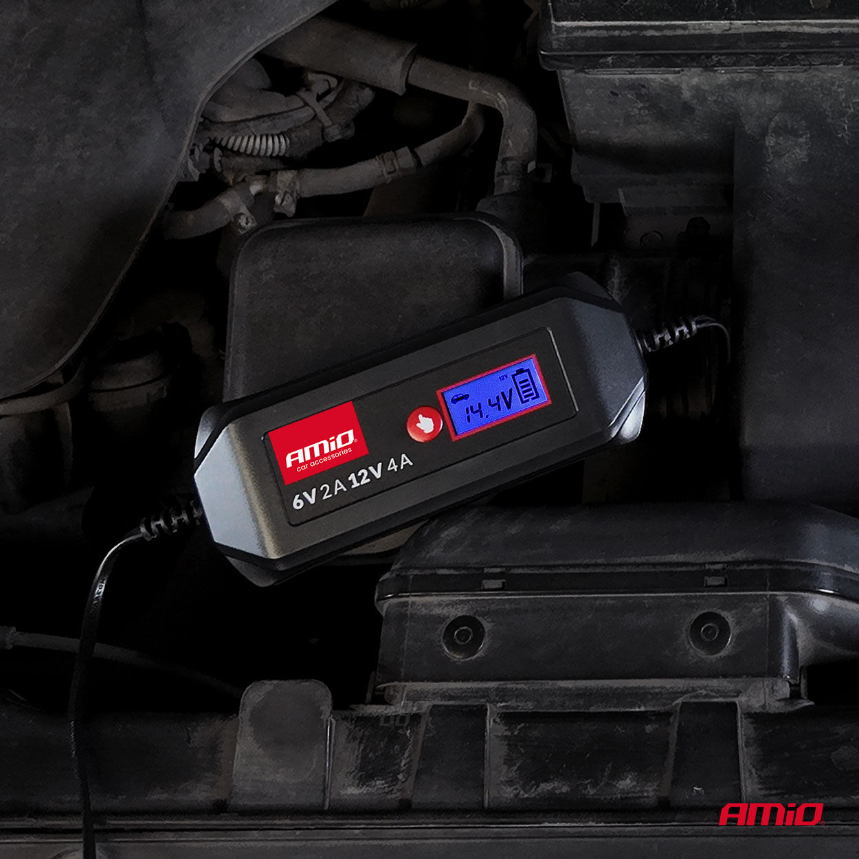 Digital 4 A batterilader til 6 V og 12 V batterier
