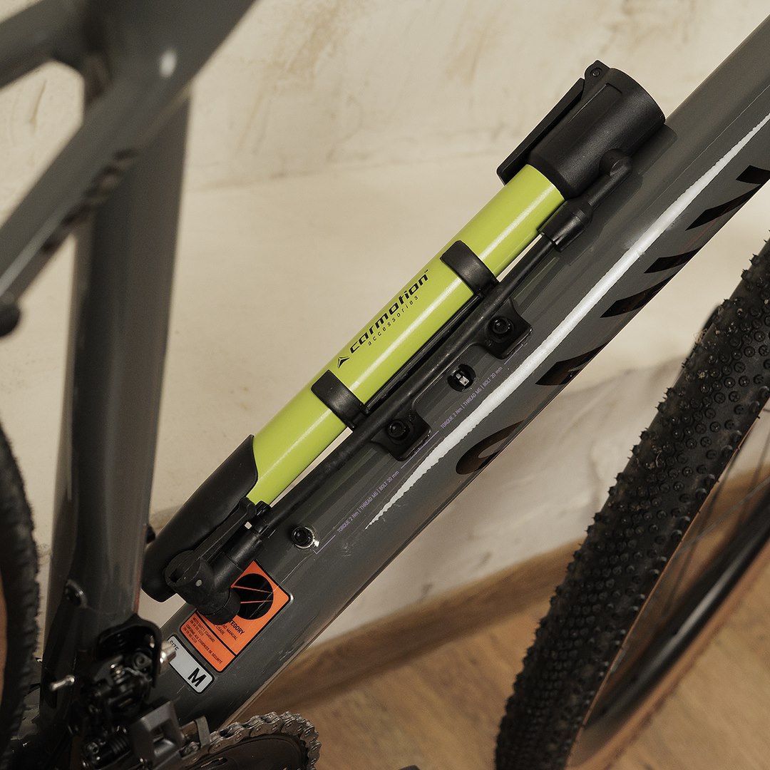 Minipumpe 310 mm med monteringsbeslag til cykel