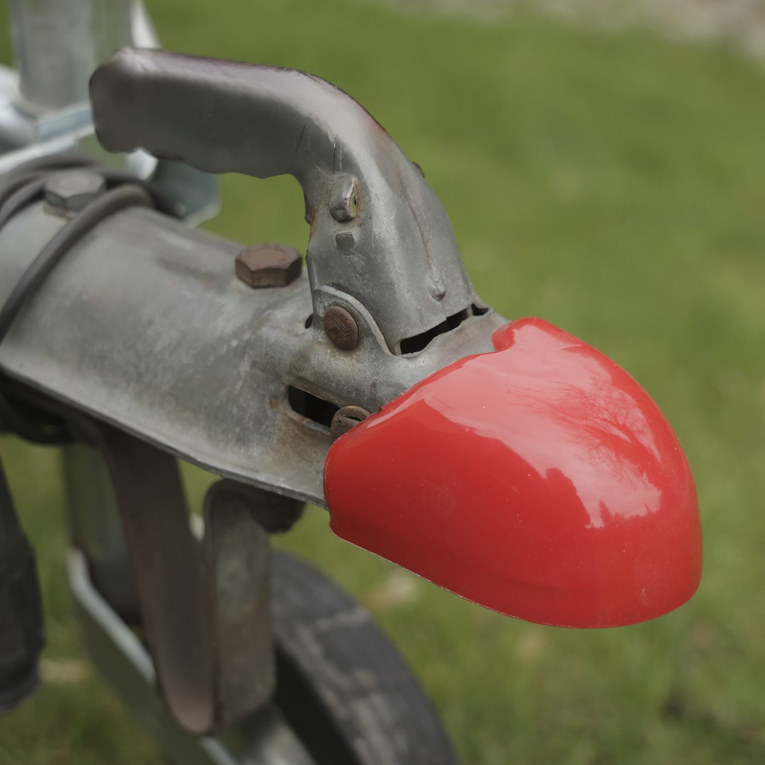 Trailer hitch cover universal i gummi fra CARMOTION