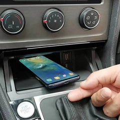 Volkswagen Golf 7 2014-2019 Trådløs Mobiloplader med 10W hurtigopladning